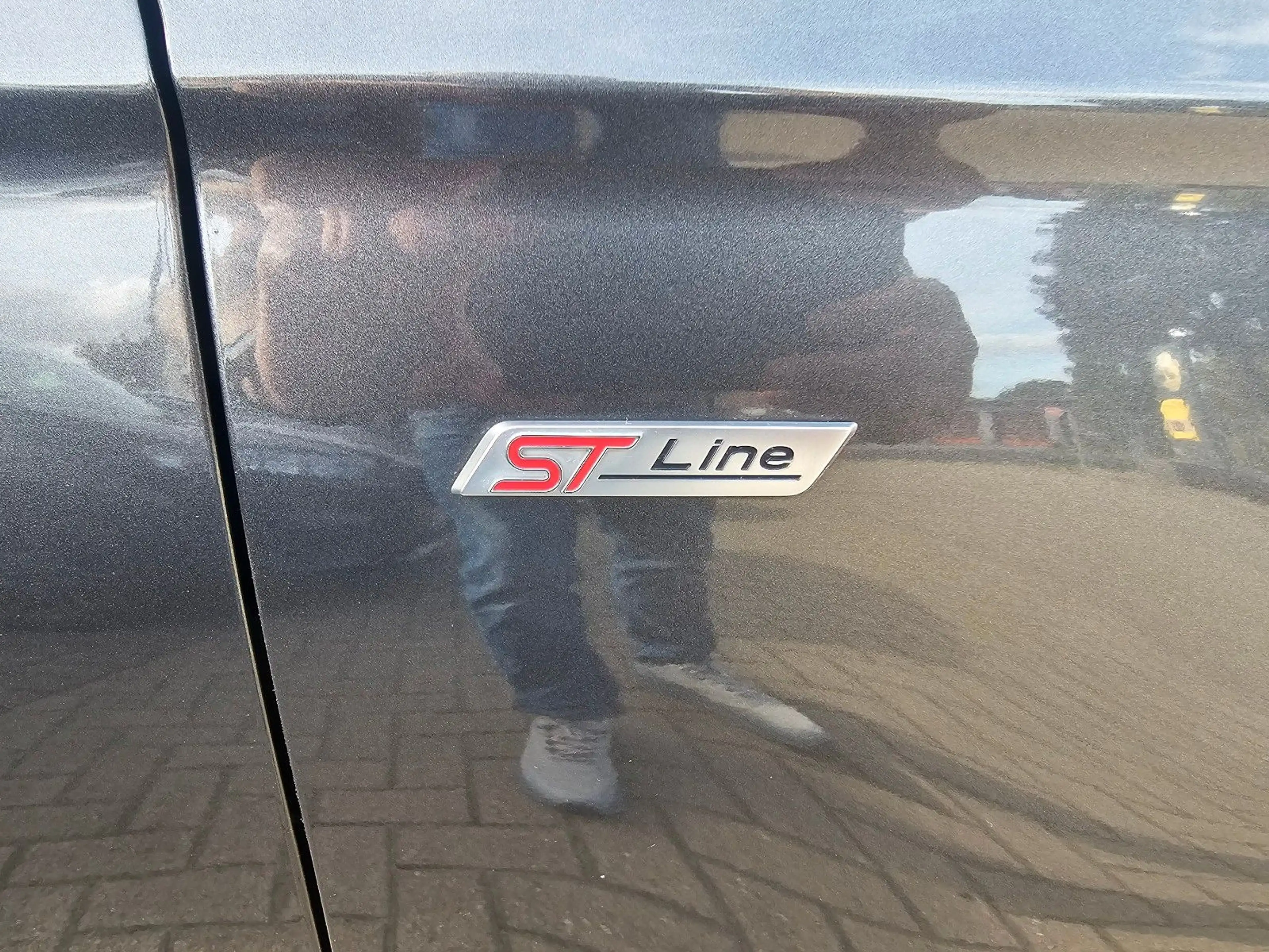 Ford Mondeo 1,5EcoBoost ST-Line Navi*LED*Winterpaket — photo 2