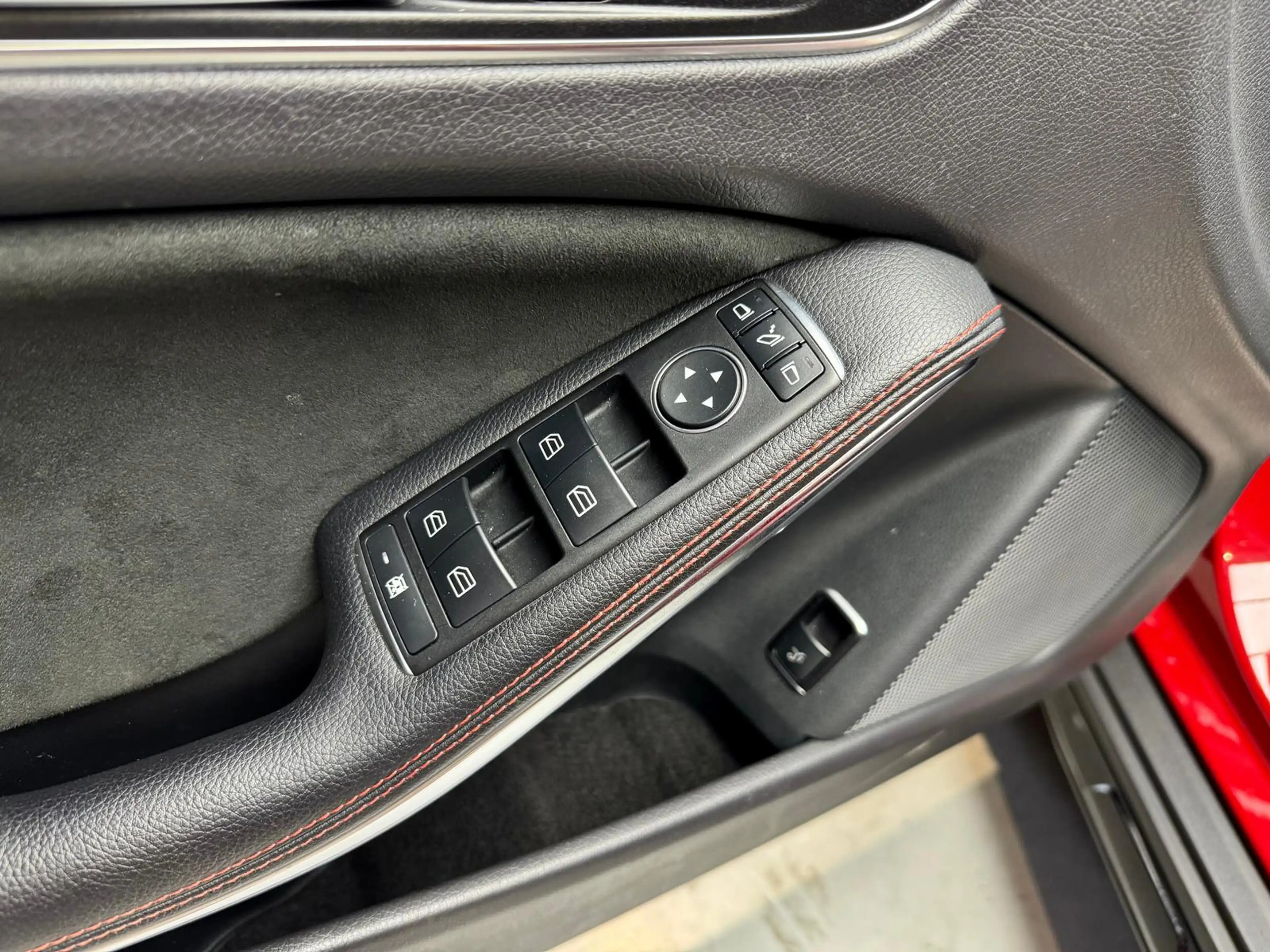Mercedes-Benz GLA 220 4Matic 2.1 CDI+AMG+KAMERA+BI-XENON+NAVI+ — photo 24