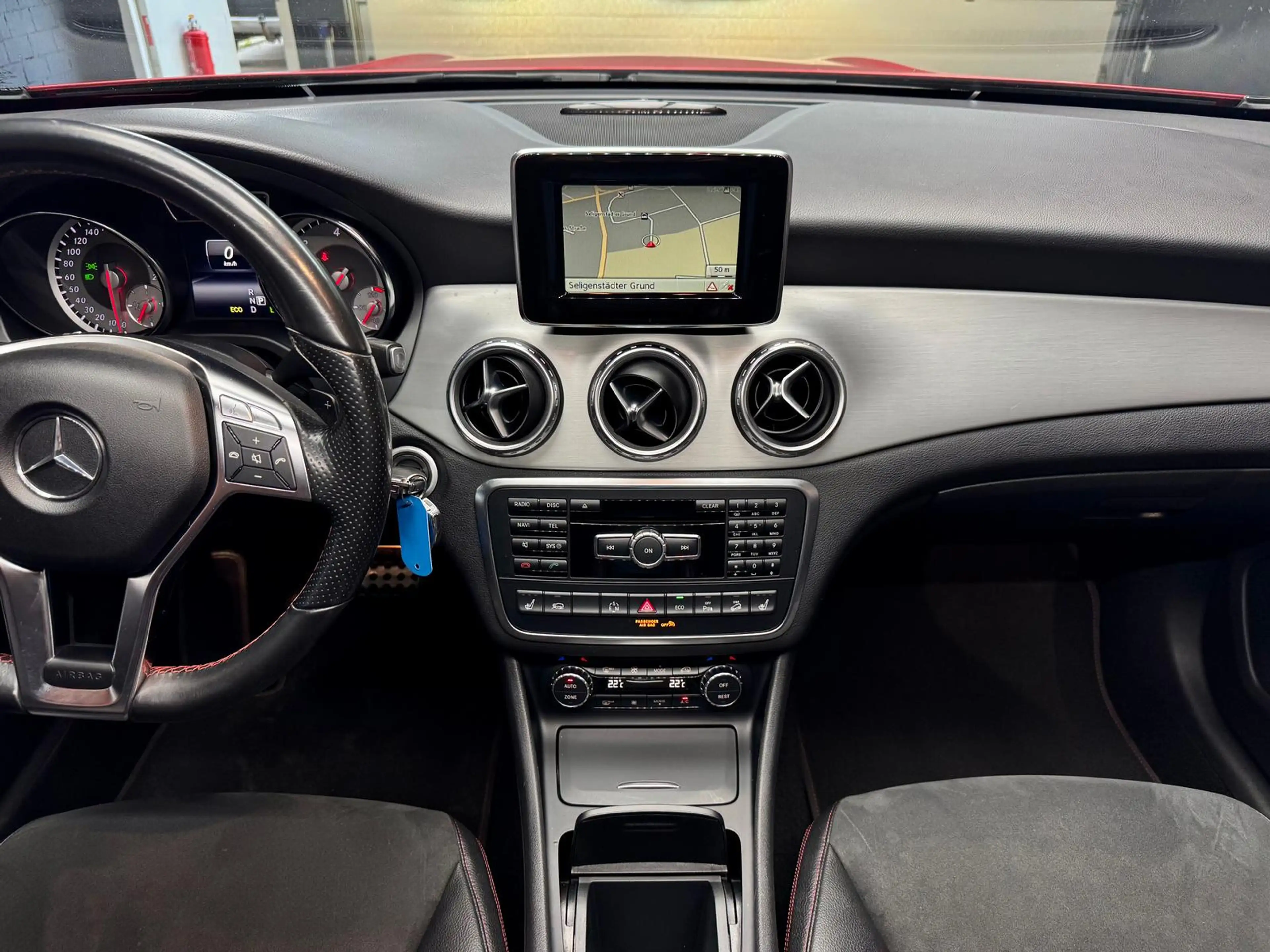 Mercedes-Benz GLA 220 4Matic 2.1 CDI+AMG+KAMERA+BI-XENON+NAVI+ — photo 21