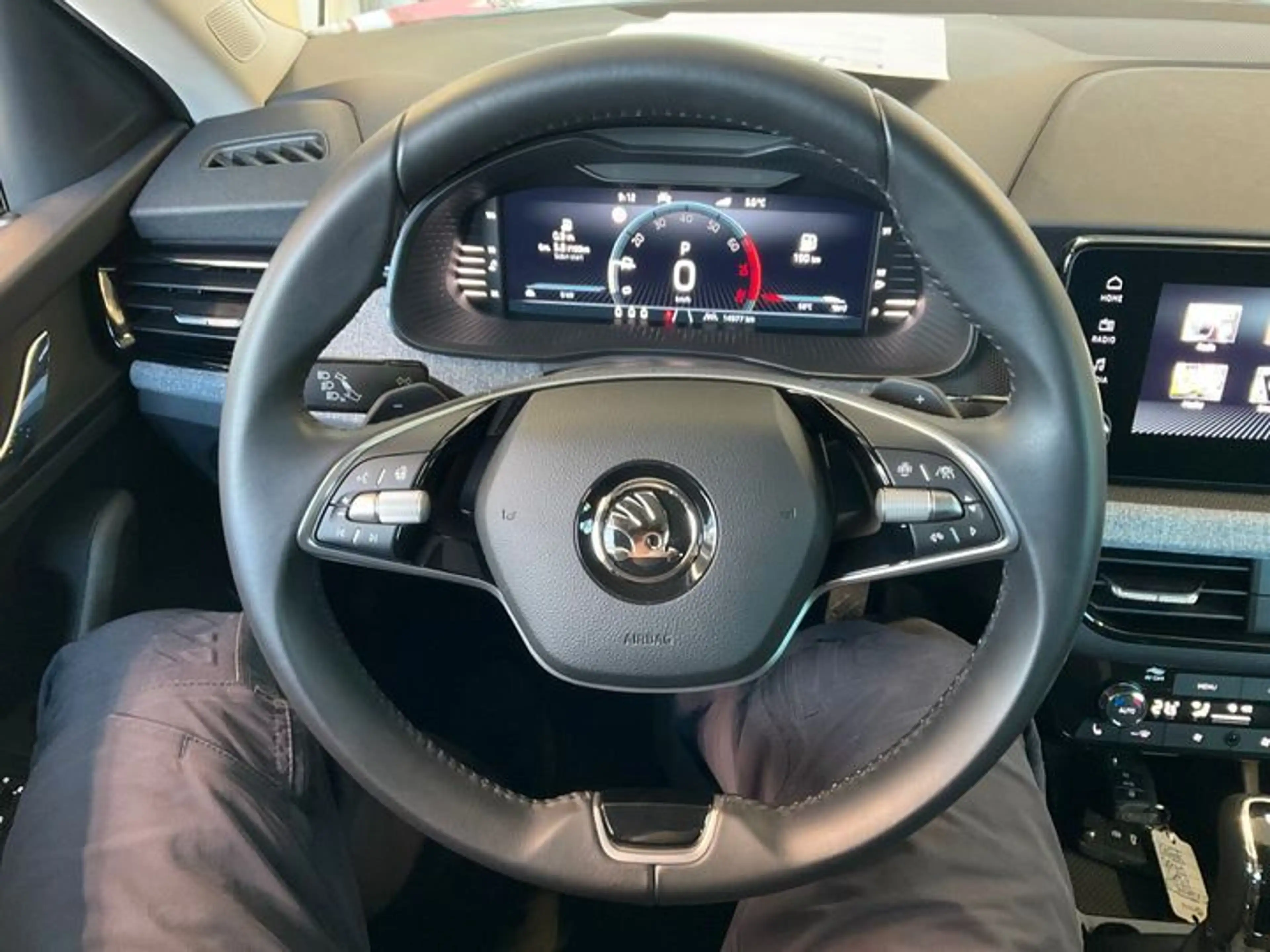 Skoda Scala Selection 1.0 TSI DSG Kamera elektr. Klapp — photo 11