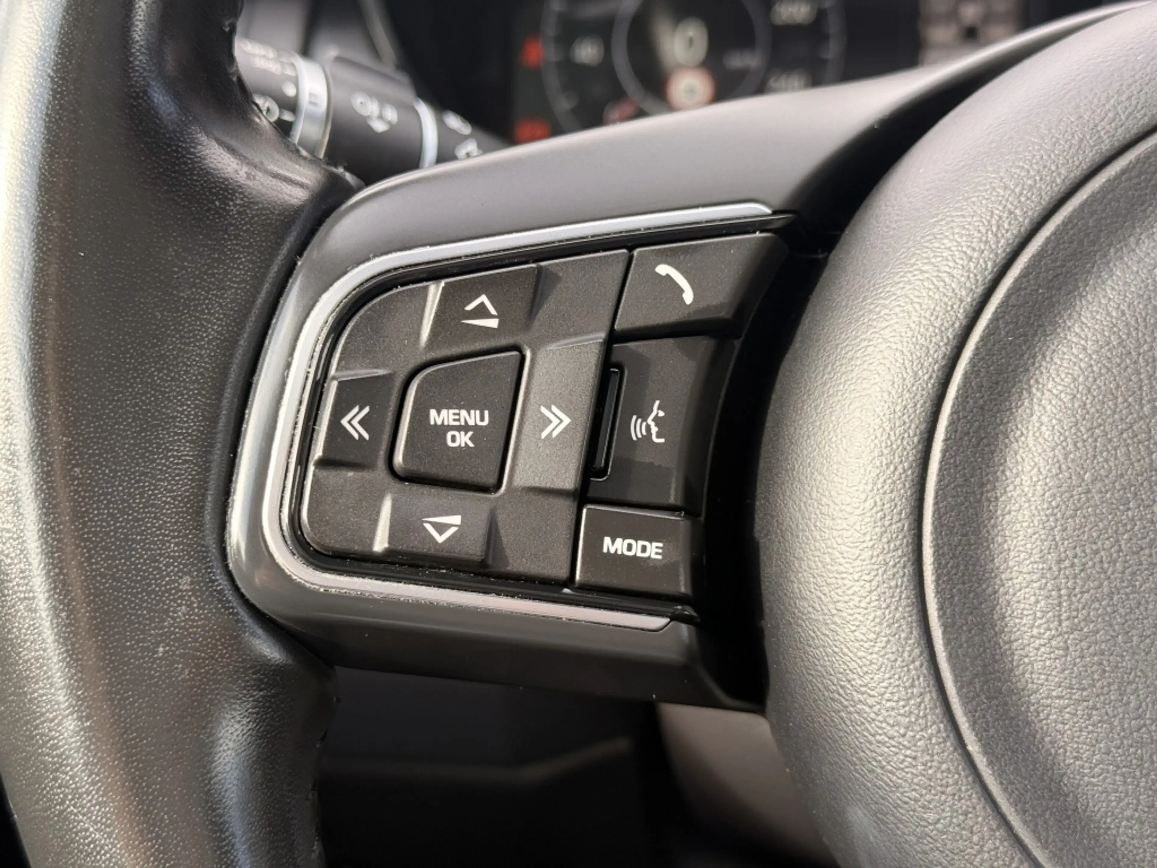 Jaguar E-Pace 2.0 P250 AWD HSE | 249PK | Panoramadak | Camera — photo 12