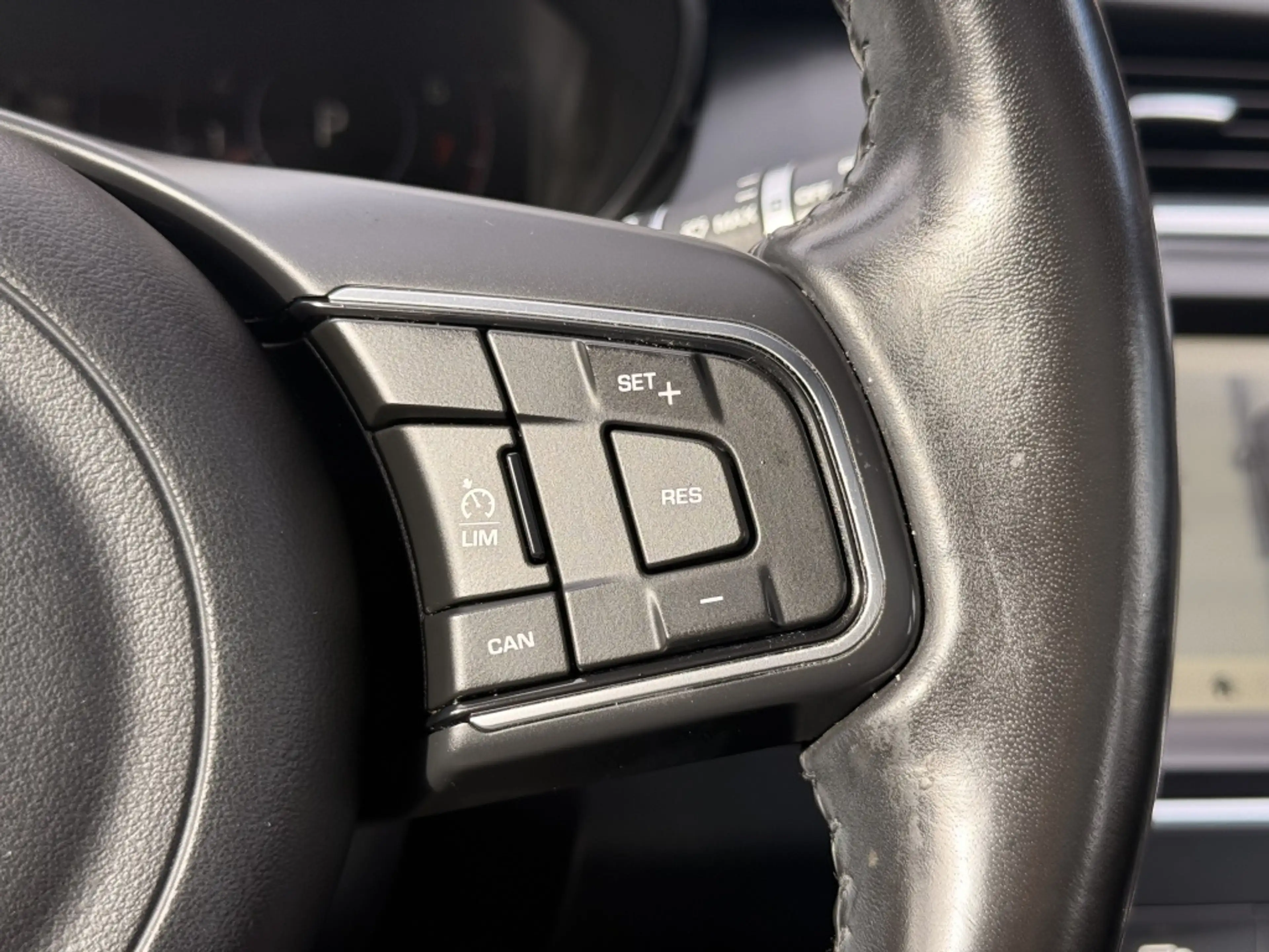 Jaguar E-Pace 2.0 P250 AWD HSE | 249PK | Panoramadak | Camera — photo 13