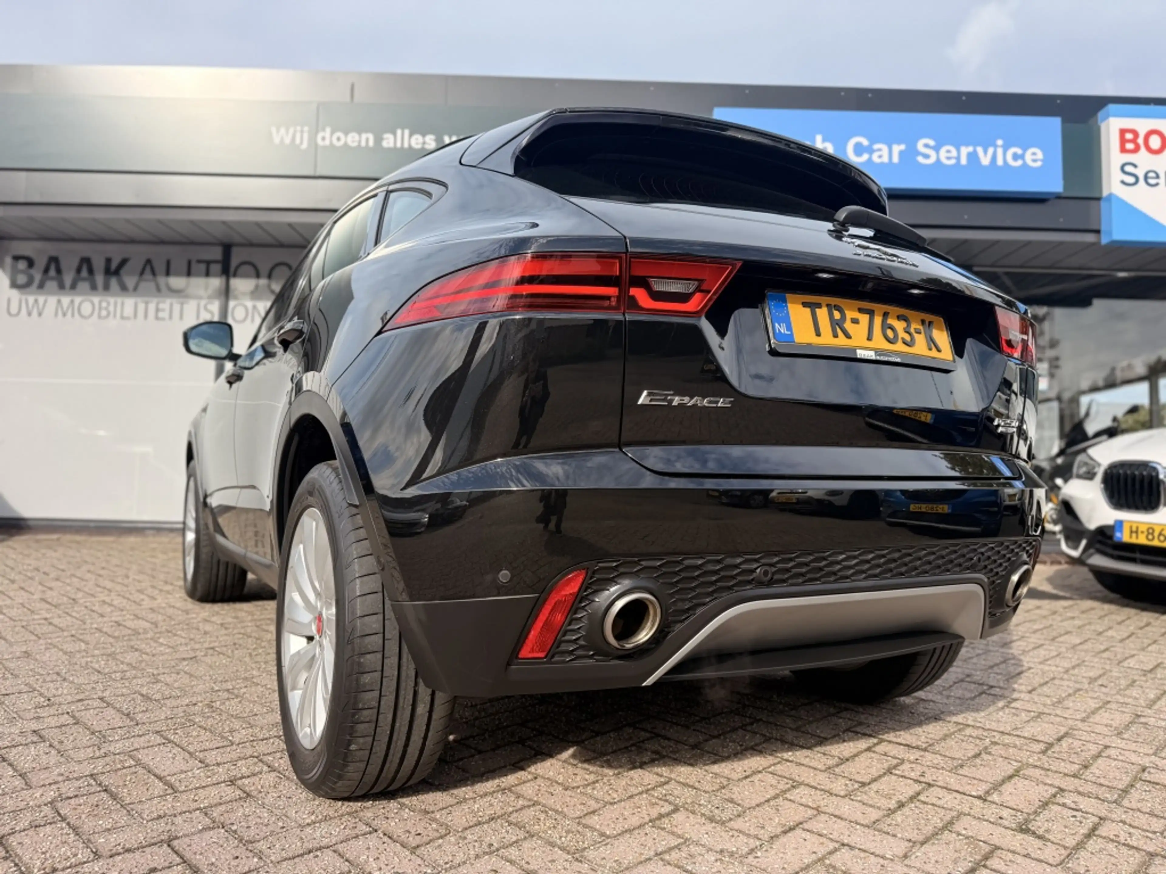 Jaguar E-Pace 2.0 P250 AWD HSE | 249PK | Panoramadak | Camera — photo 5