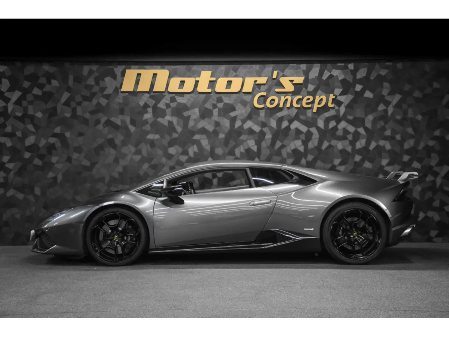 Lamborghini Huracán LP610-4 Coupé / GRIGIO LYNX / CAPRISTO Grey - 2