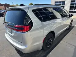 Chrysler Pacifica 2024