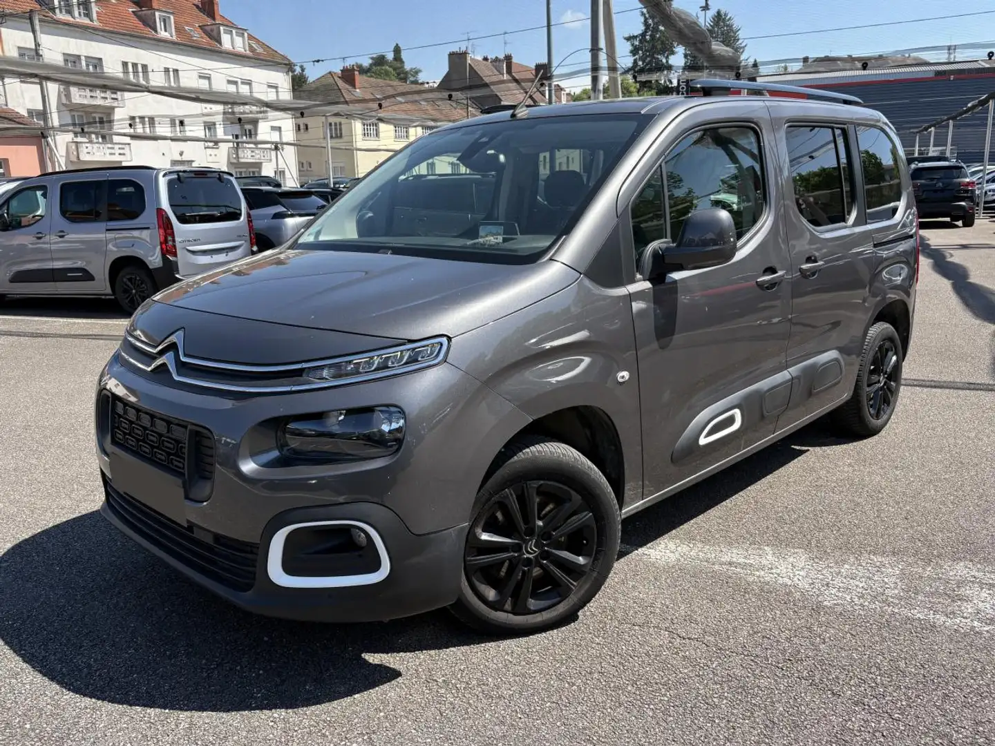 Citroen Berlingo II 1.5 BlueHDi S\u0026S 130 M Shine Gris - 1