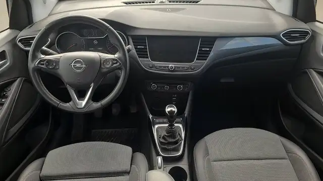Opel Crossland X view 11