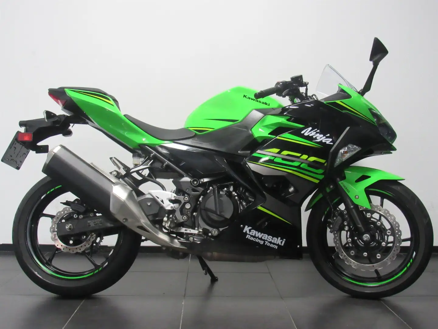Kawasaki Ninja 400 ABS Groen - 1