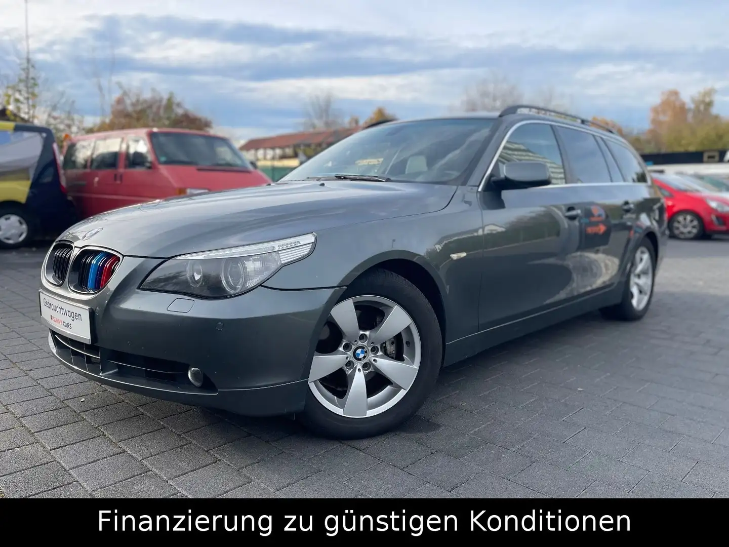 BMW 525 i Touring E61 *AUTOMATIK*PANO*PDC*NAVI* Gris - 1