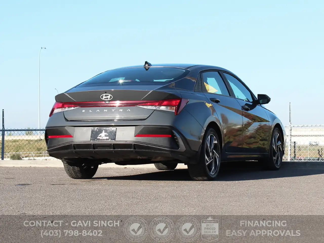 Hyundai ELANTRA снимка Hyundai ELANTRA