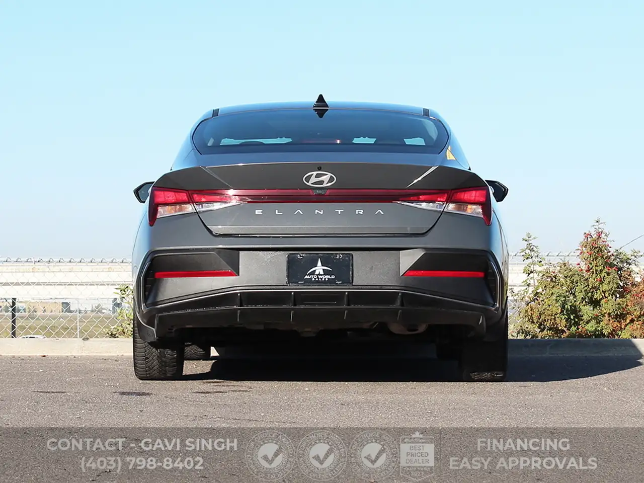 Hyundai ELANTRA снимка Hyundai ELANTRA