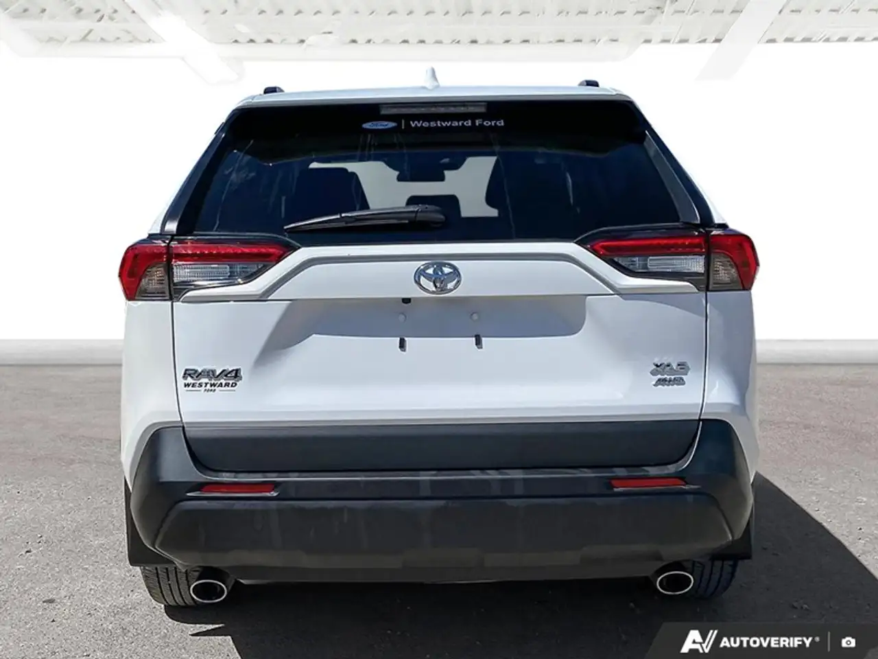 Toyota RAV 4 снимка Toyota RAV 4