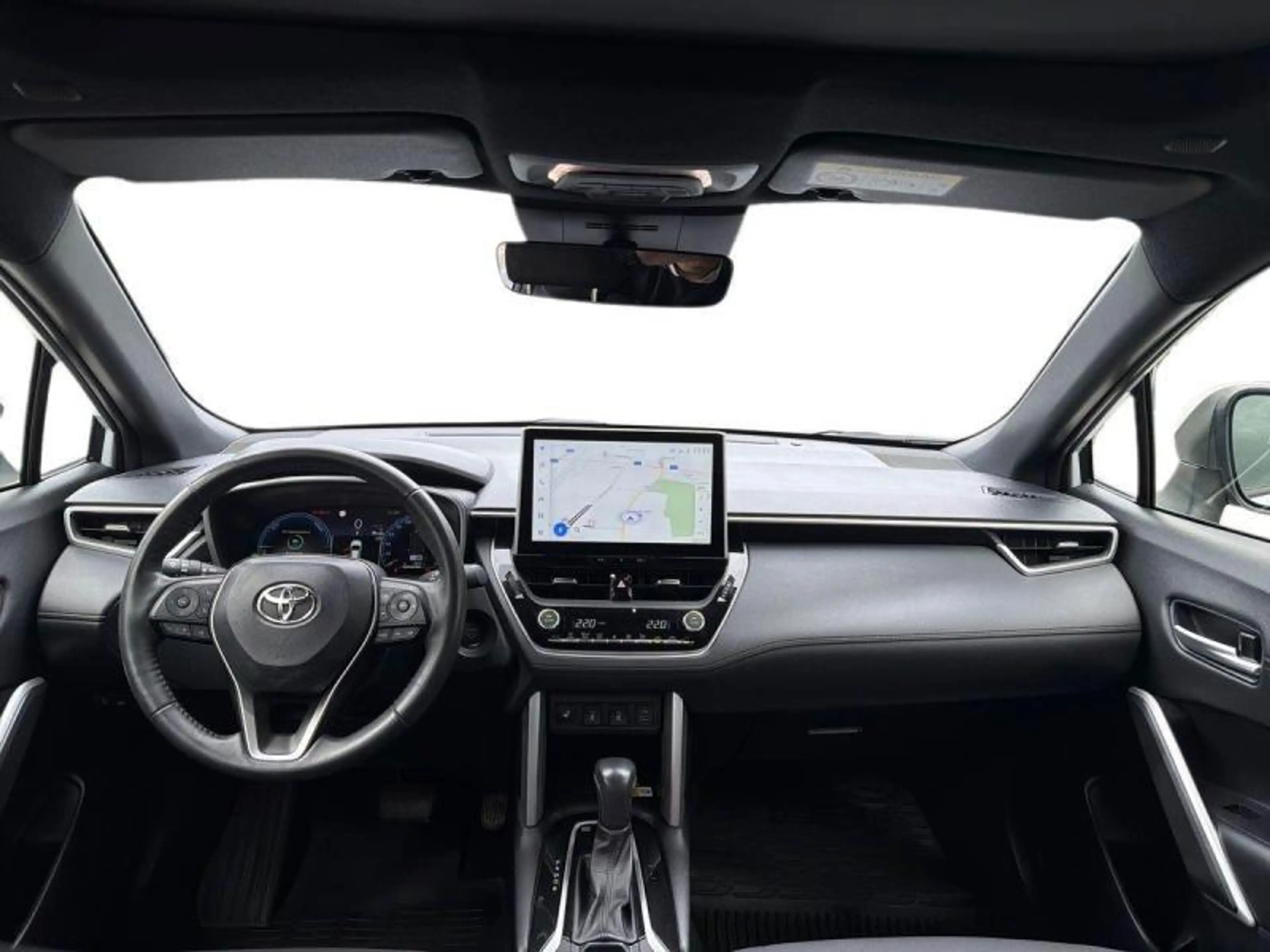 Toyota Corolla Cross Style+cam+gps+sens V+A — photo 10