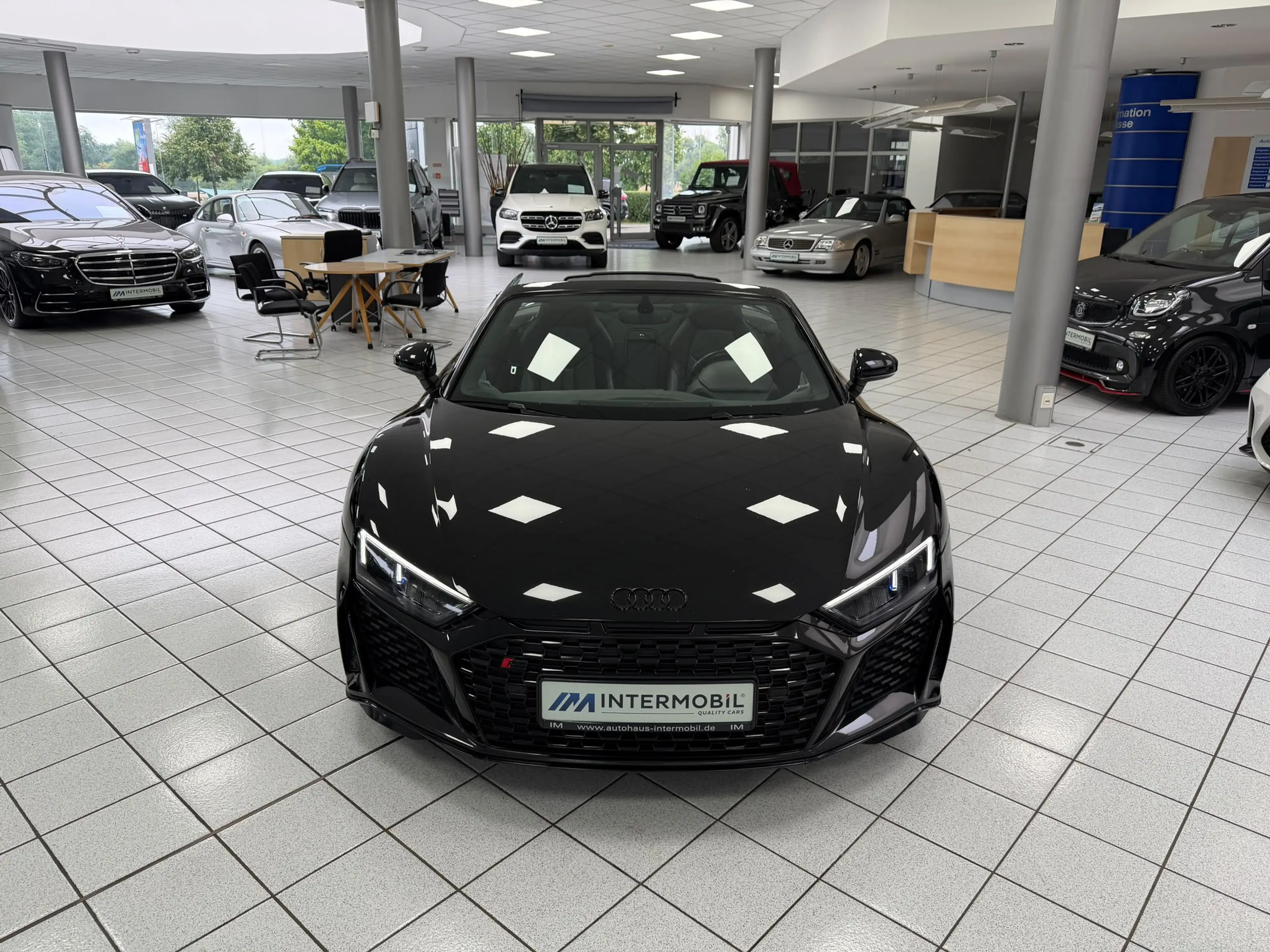 Audi R8 Performance Spyder 5.2 FSI V10 quattro 456kW — photo 2