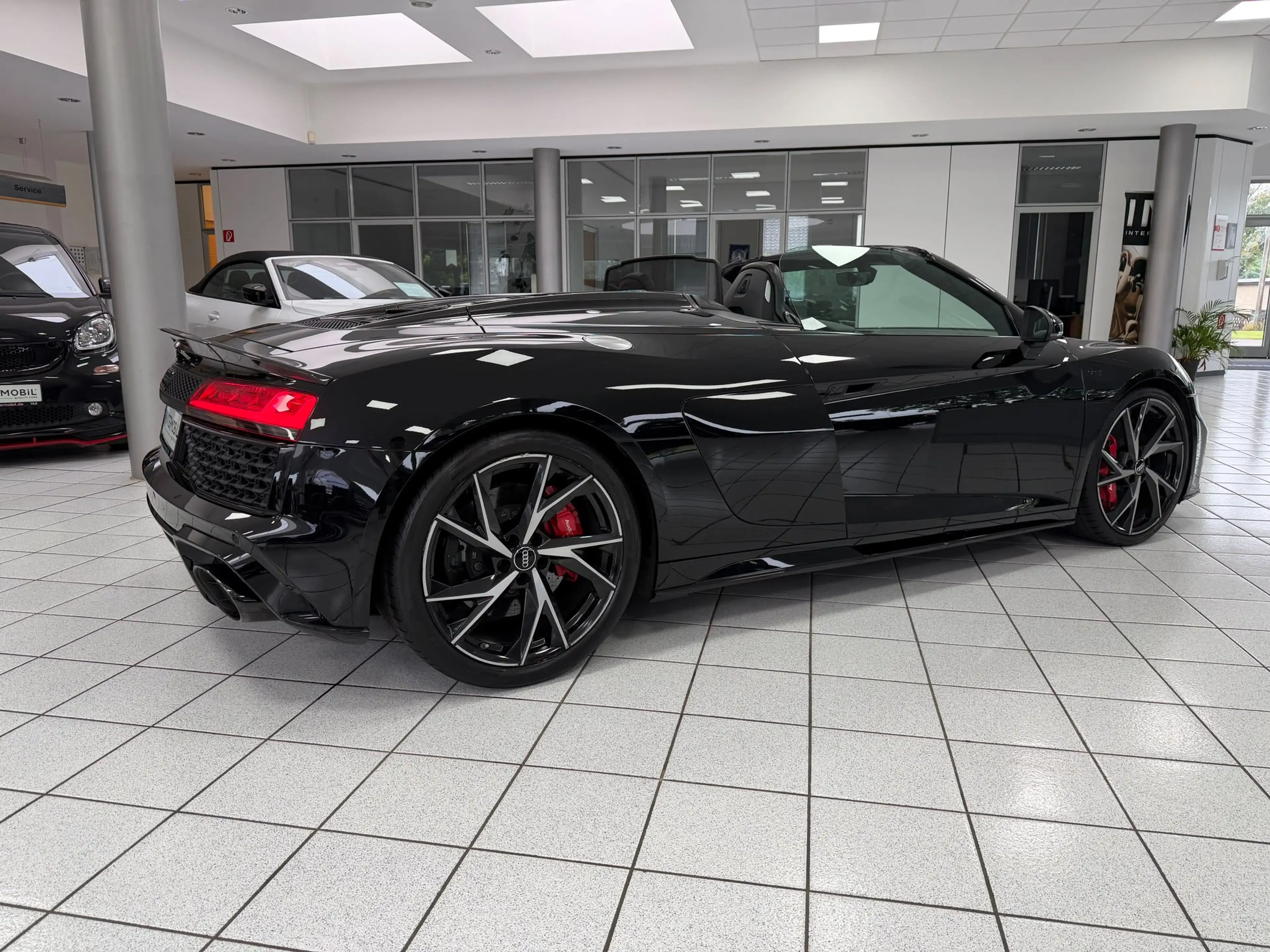 Audi R8 Performance Spyder 5.2 FSI V10 quattro 456kW — photo 4