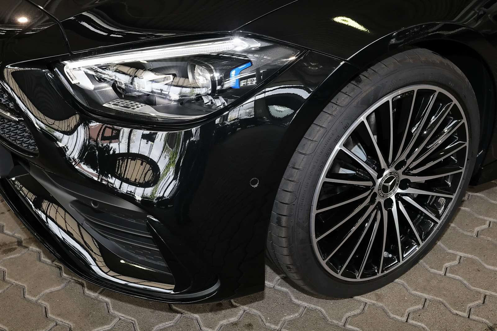 Mercedes-Benz C 300