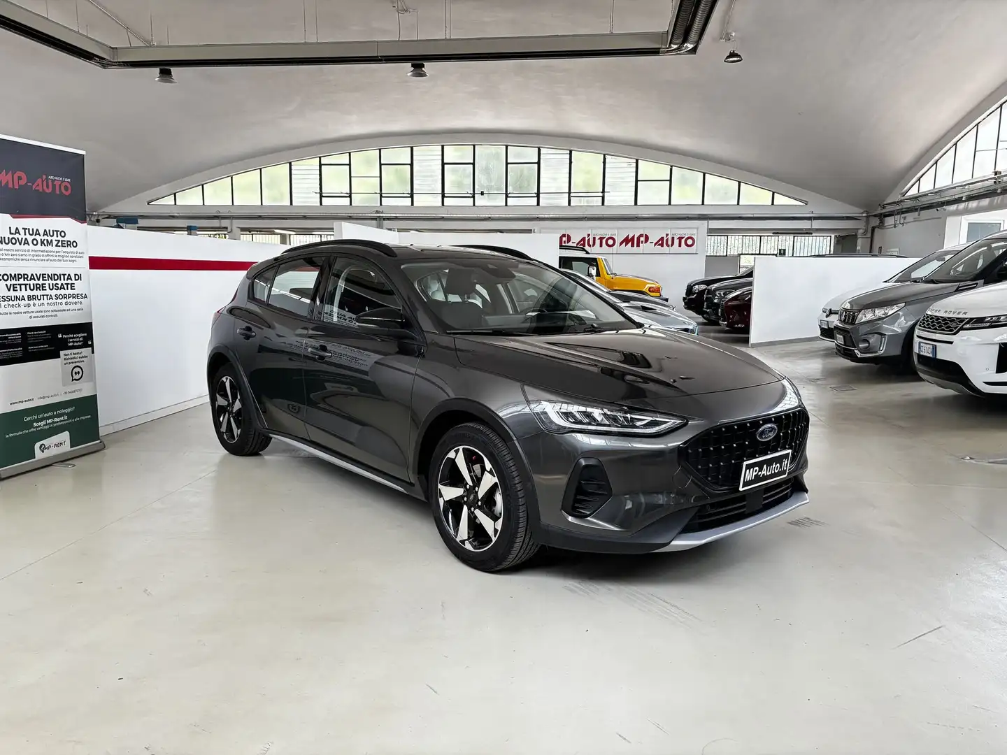 Ford Focus 1.0 EcoBoost Hybrid 125 CV 5p. tua a 330,00 Grau - 2