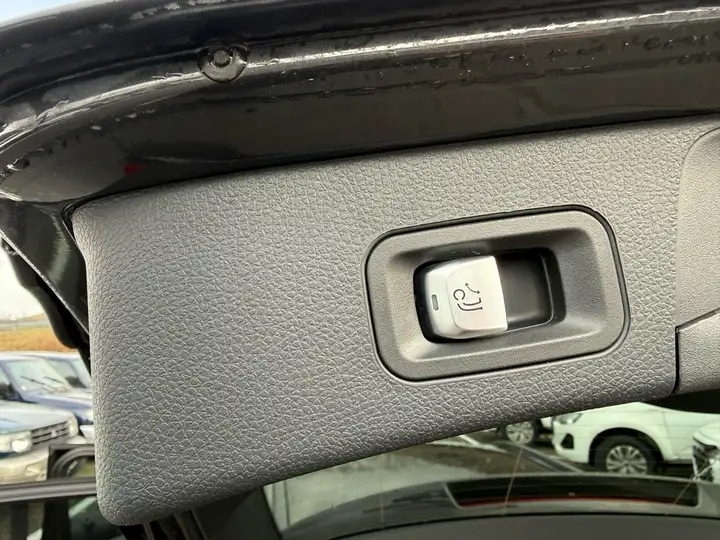 Mercedes-Benz C 220 220 D 194CH AMG LINE 9G-TRONIC — photo 20