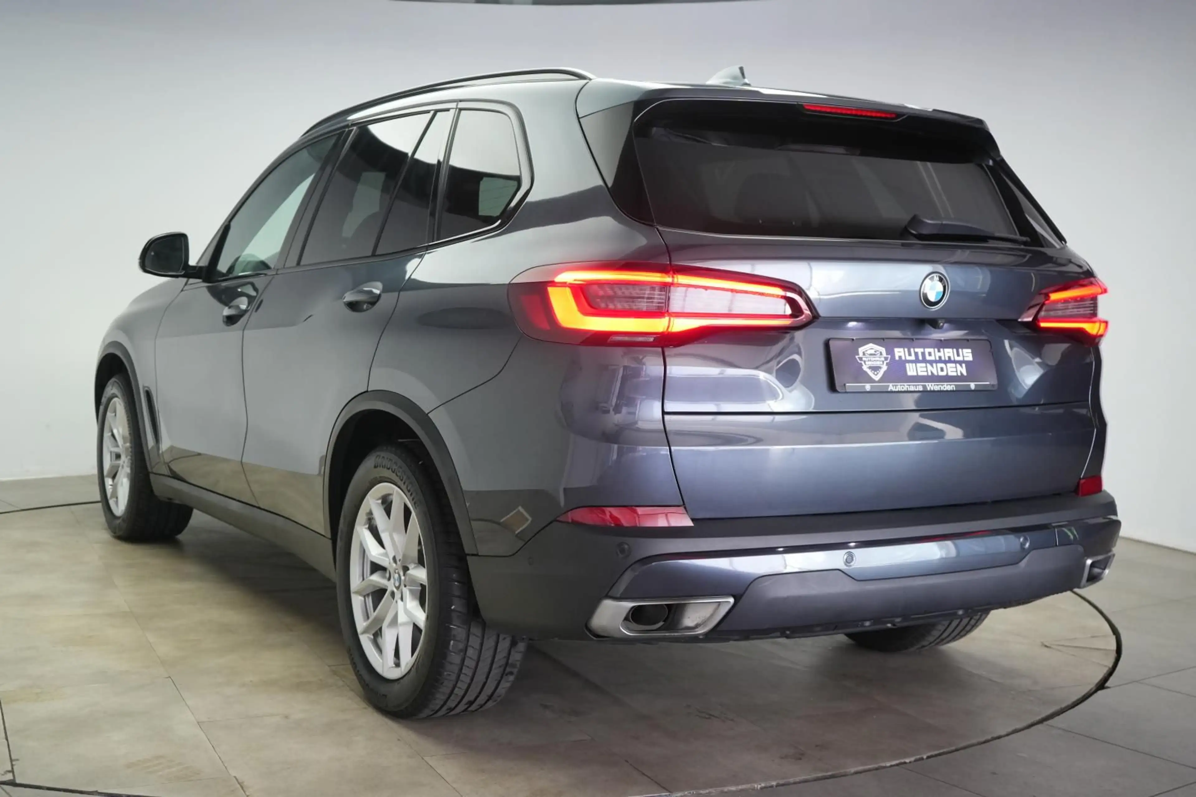 BMW X5 xDrive30d Leder/ACC/Kamera/H&K/Lane/ — photo 7