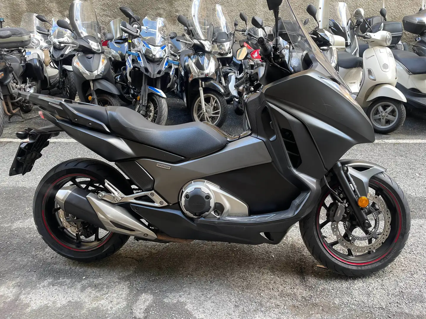 Honda Integra 750 abs dct Gri - 1