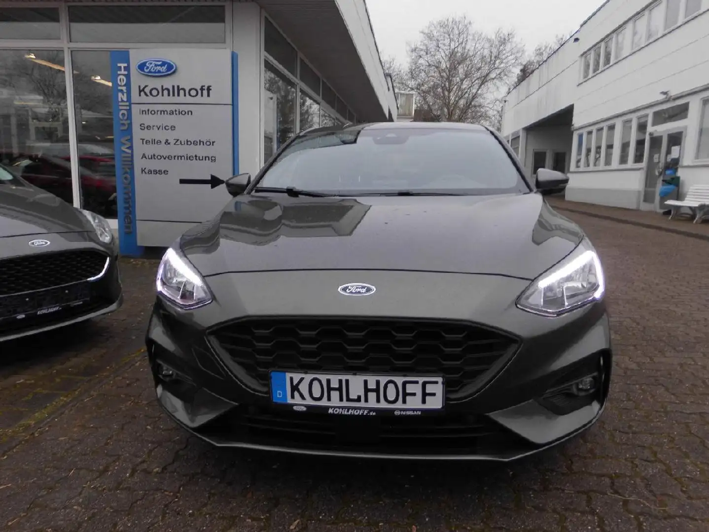 Ford Focus Focus 1.0 EcoBoost Hybrid ST-Line S/S (EURO 6d) Grau - 1