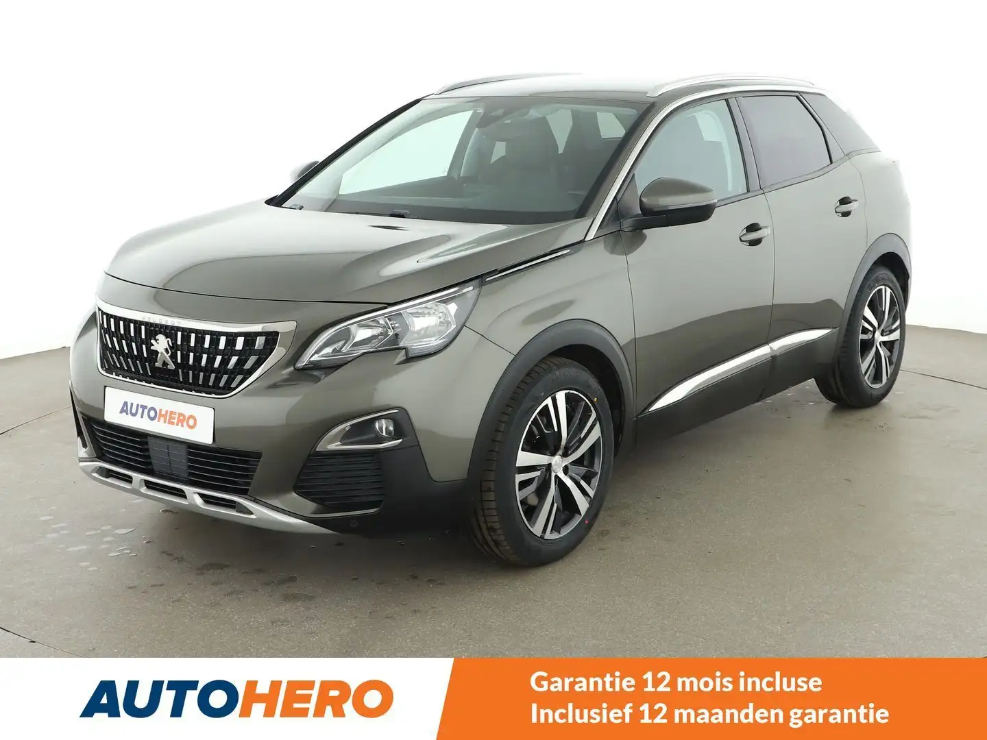 Peugeot 3008 1.2 PureTech Allure Grey - 1