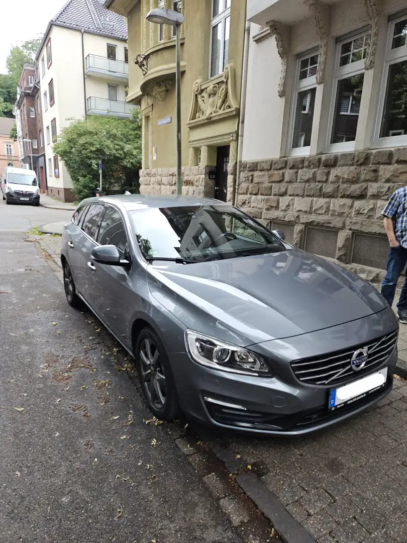 Volvo V60 T4 Linje Svart Gris - 2