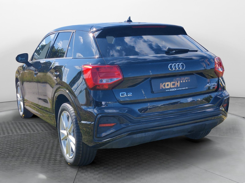 Audi Q2 40 TFSI q. S-Tronic S-Line, EA8, LED, AHK, AC — photo 6