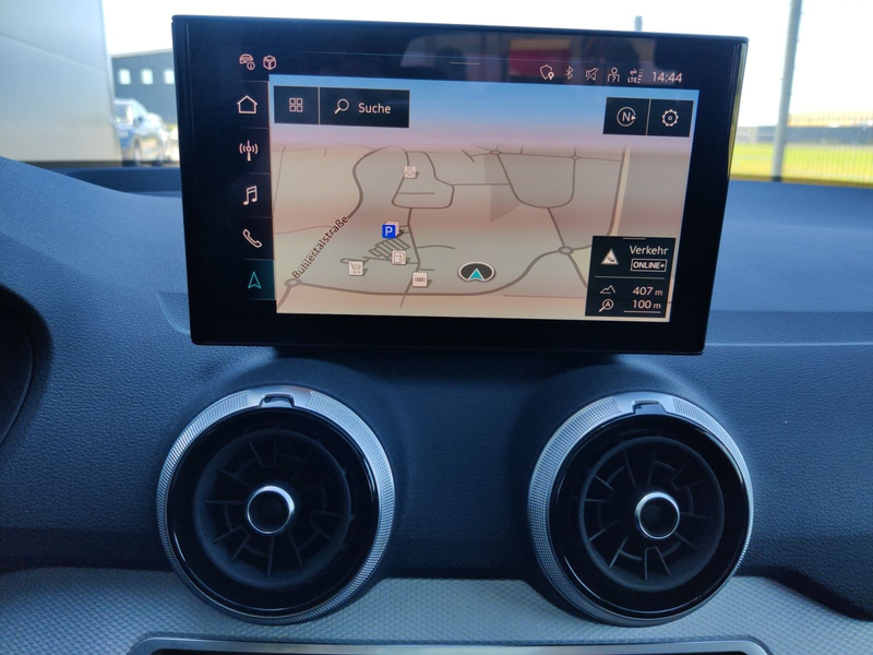 Audi Q2 40 TFSI q. S-Tronic S-Line, EA8, LED, AHK, AC — photo 12