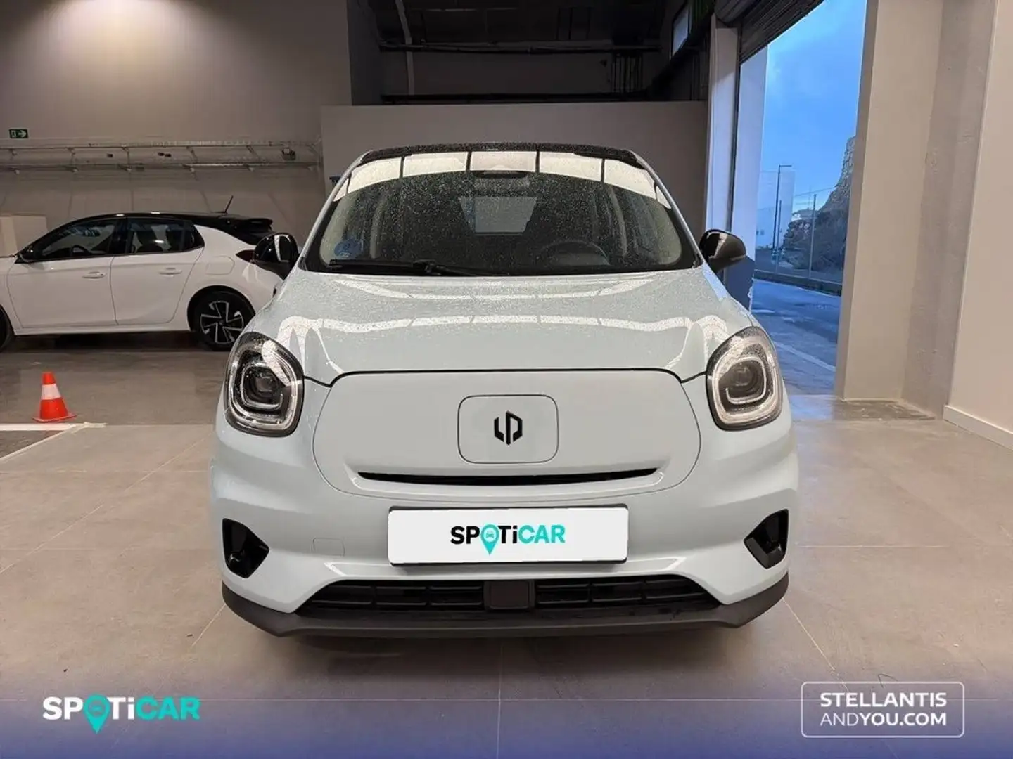 Leapmotor T03 BEV 37.3kWh  Auto Design Gris - 2