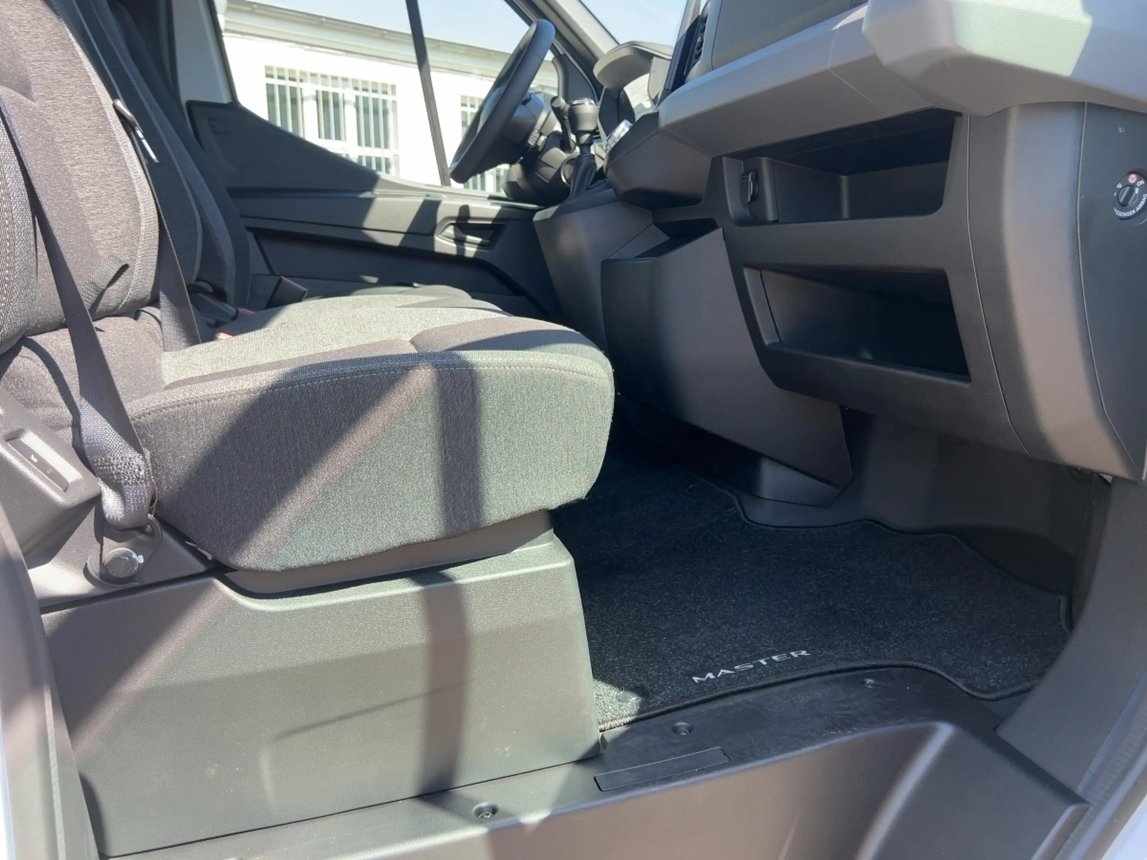 Renault Master Kasten L2H2 dCi 150 Advance LED PDC — photo 8