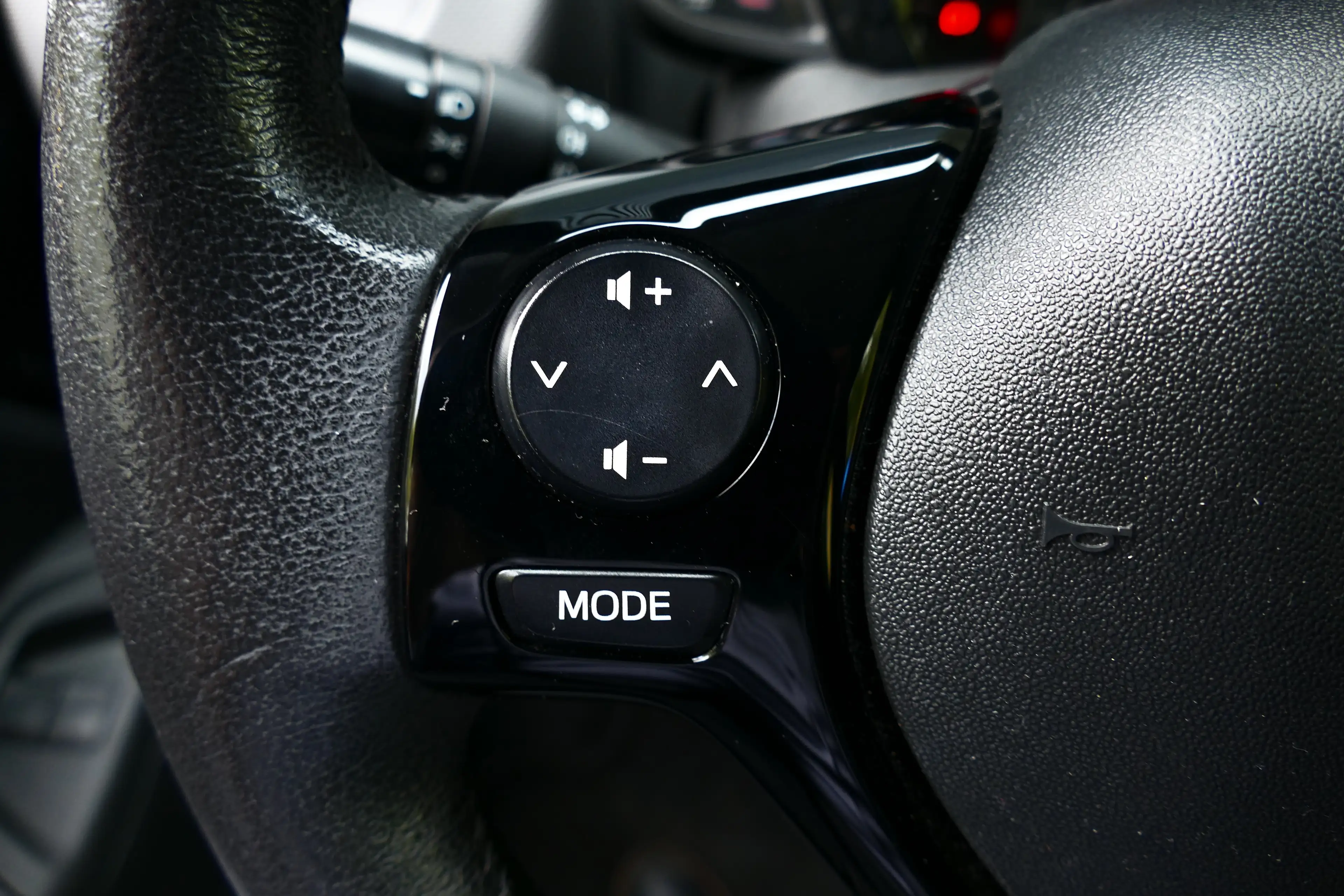 Peugeot 108 1.0 e-VTi Active / AIRCO / LED / PACK DYNAMIC / BL — photo 15
