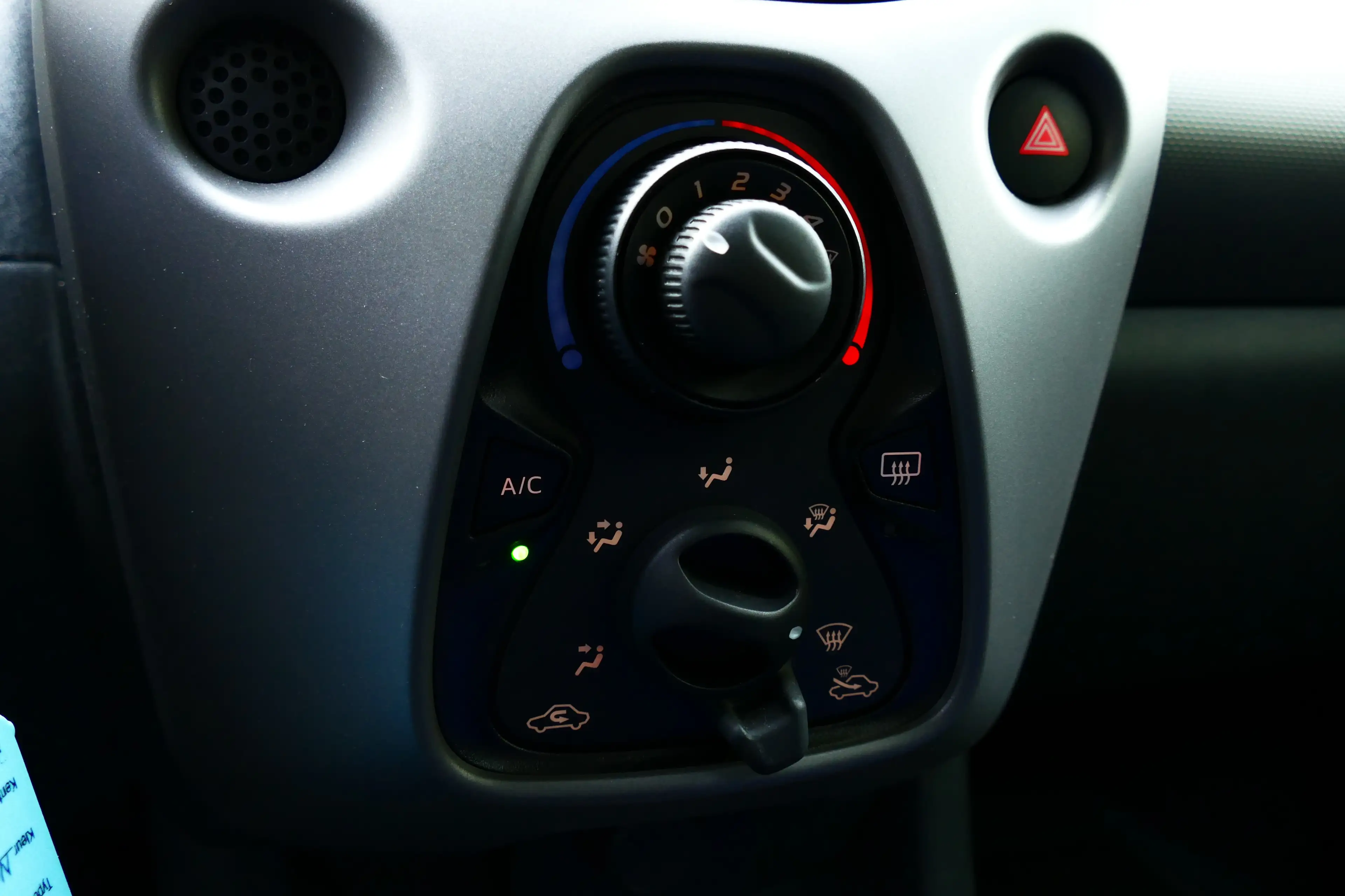 Peugeot 108 1.0 e-VTi Active / AIRCO / LED / PACK DYNAMIC / BL — photo 21