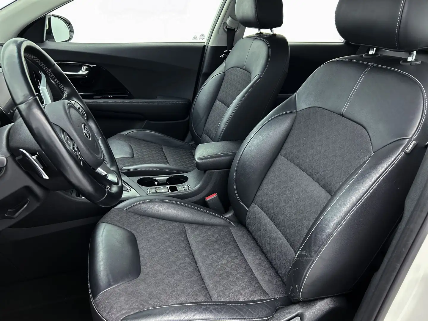 Kia Niro 1.6 GDi PHEV DynamicLine Trekhaak, Dig. dashboard, Bianco - 2