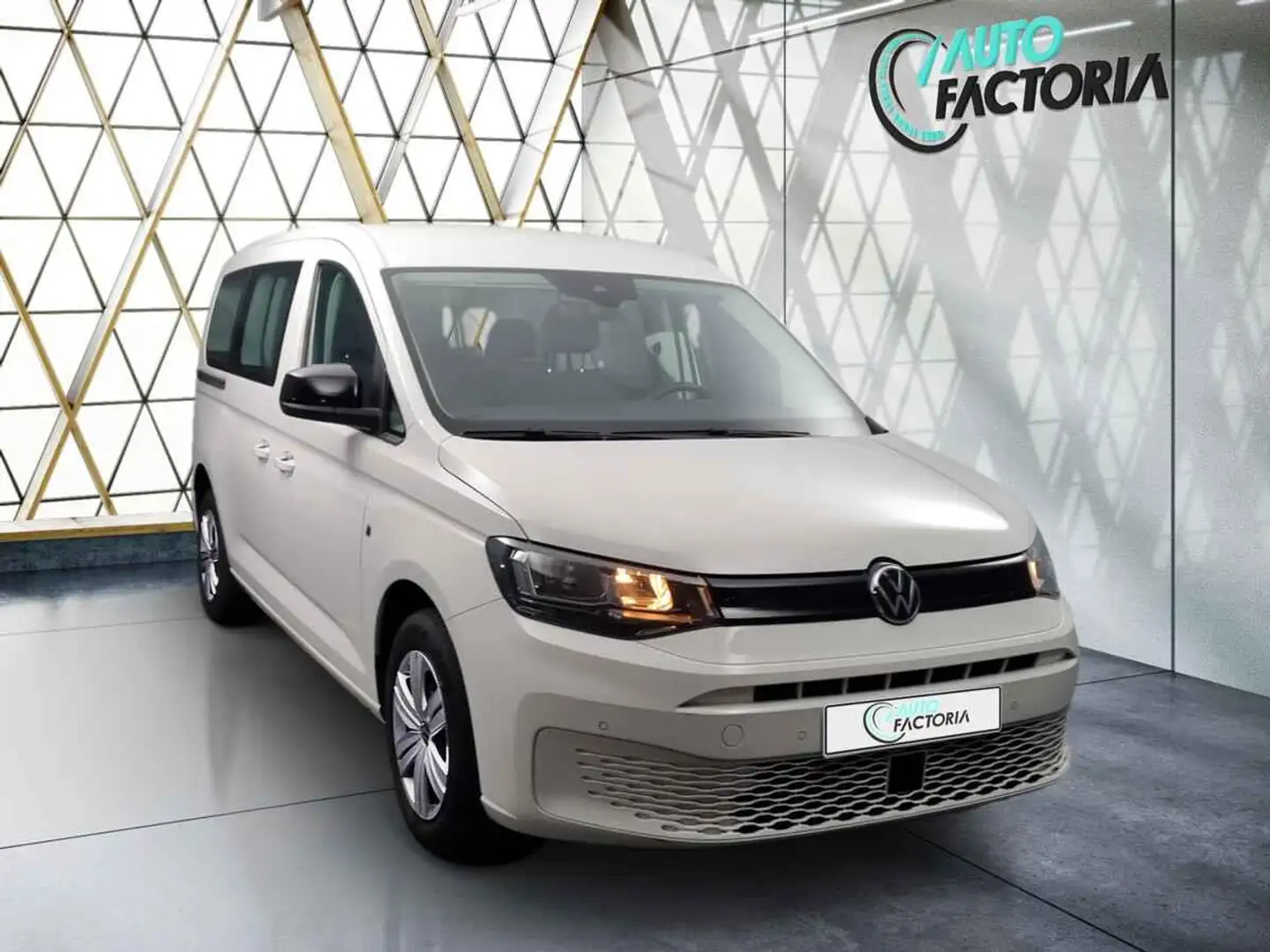 Volkswagen Caddy Maxi -32% 2.0TDI 102cv 7PL+MIRRORLINK+CAM Beige - 2