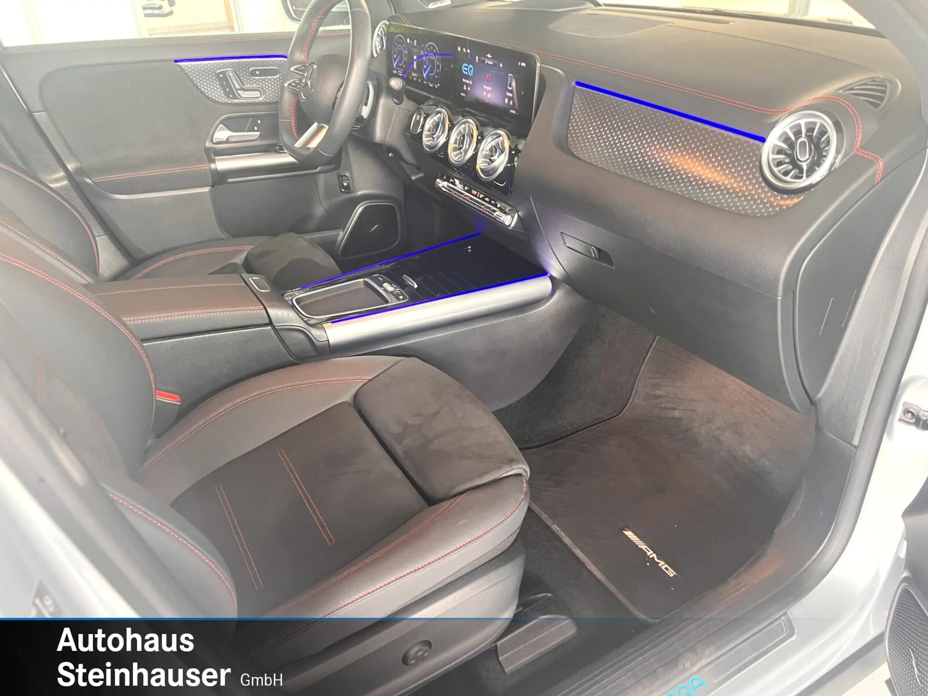 Mercedes-Benz EQA 350 EQA 350 4MATIC AMG Line Premium/Distronic/AHK Navi — photo 10