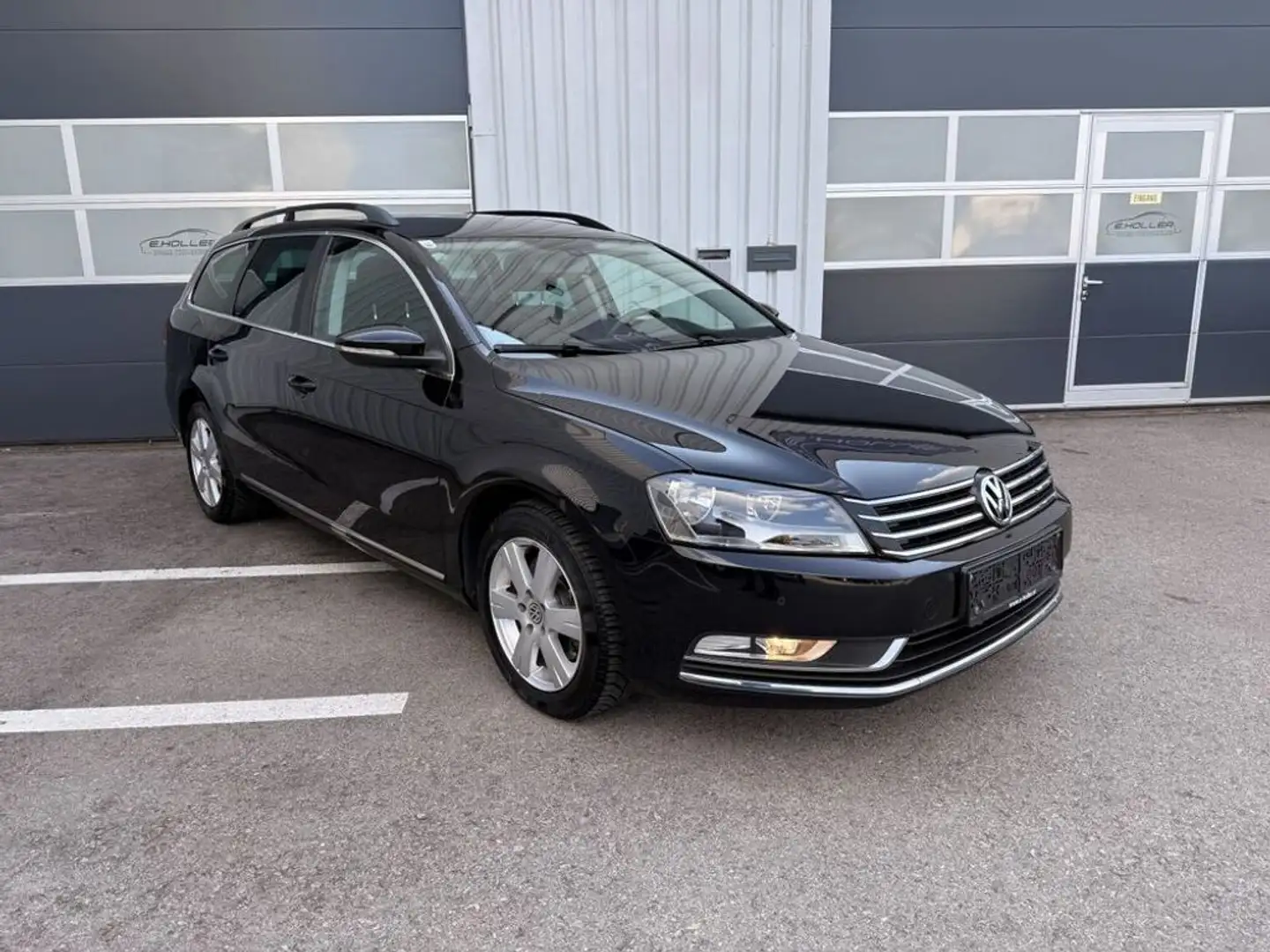Volkswagen Passat Comfortline BlueMotion 4Motion Schwarz - 2