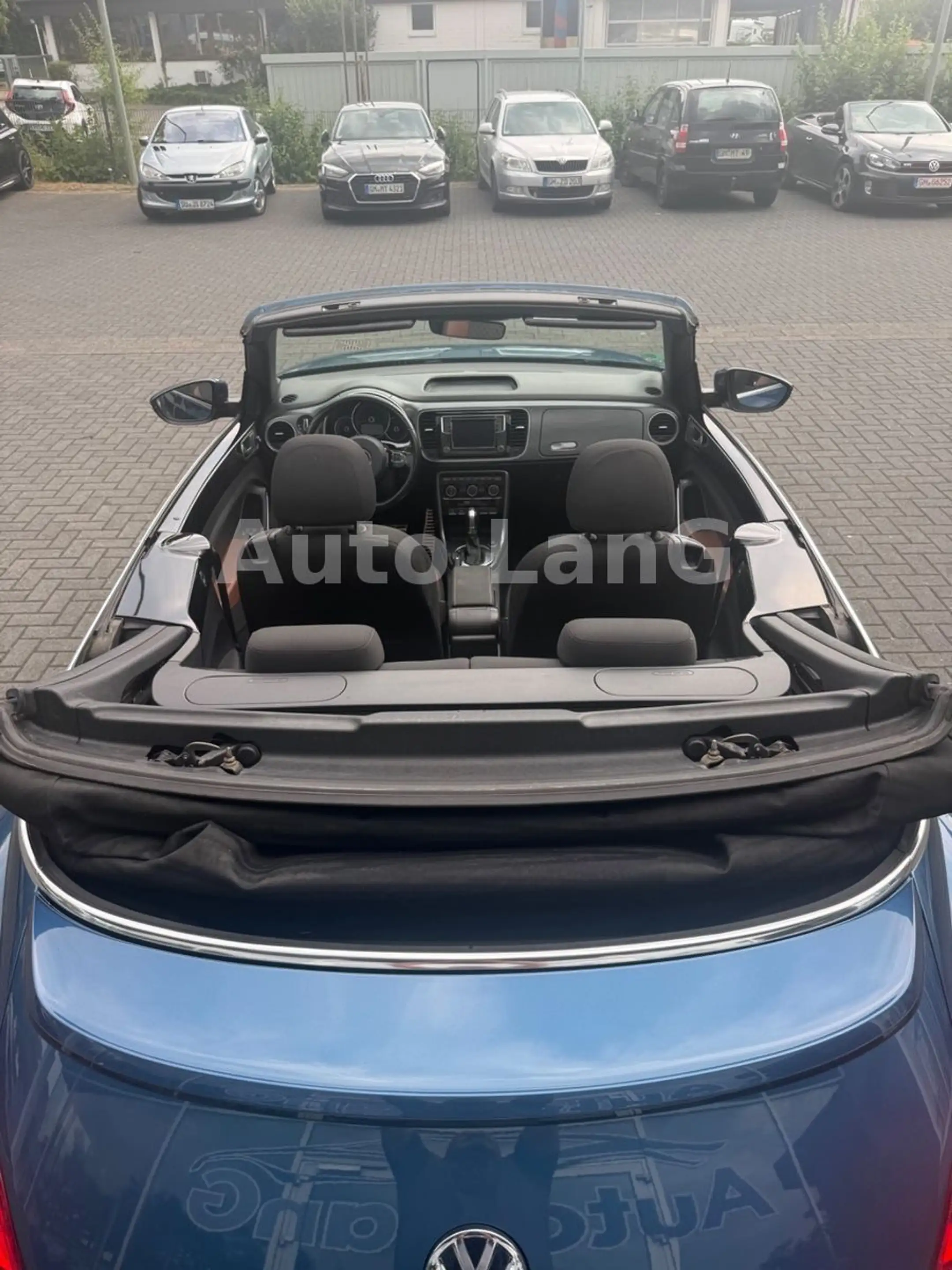 Volkswagen Beetle Cabrio Allstar DSG NAVI KAMERA PDC SHZ — photo 13