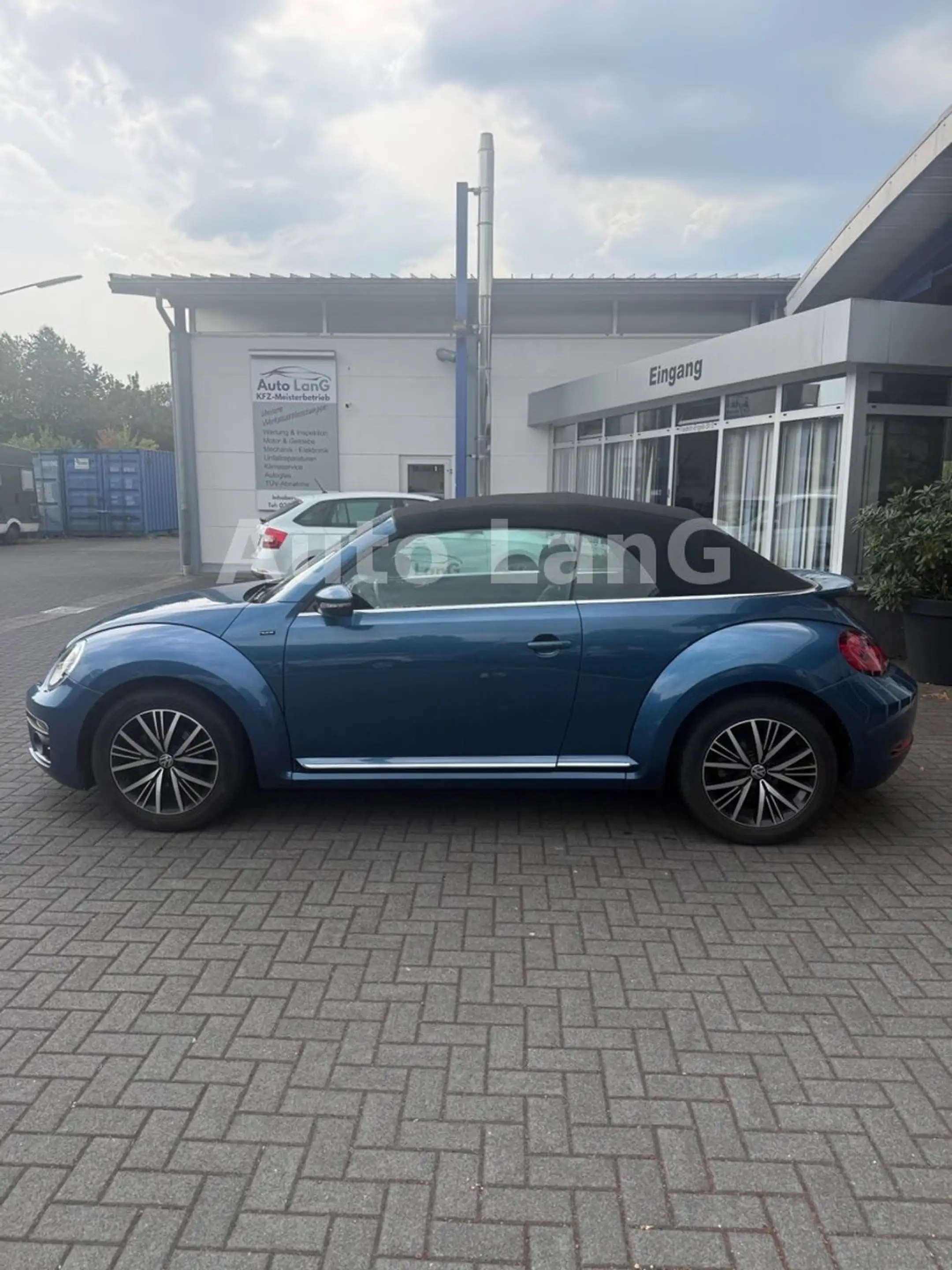 Volkswagen Beetle Cabrio Allstar DSG NAVI KAMERA PDC SHZ — photo 2