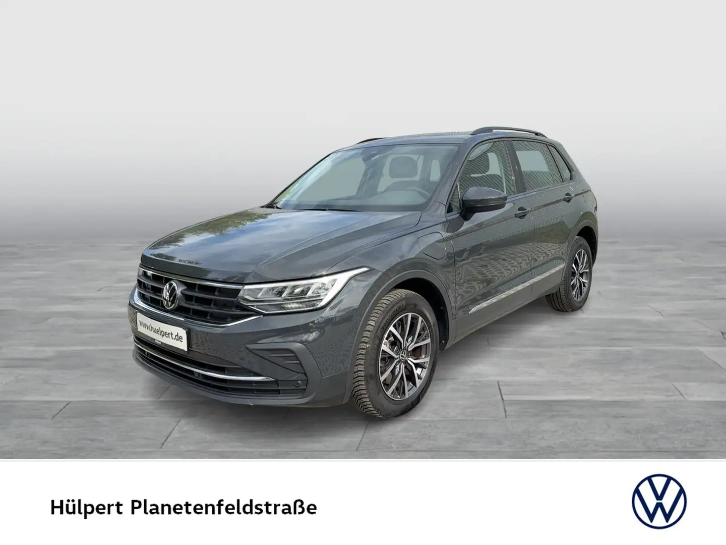 Volkswagen Tiguan 1.4 HYBRID LIFE AHK CAM ACC LM17 CARPLAY Grijs - 2