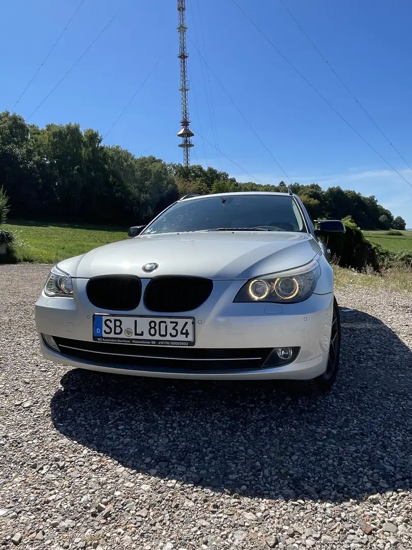 BMW 525 525xi Touring Silber - 2