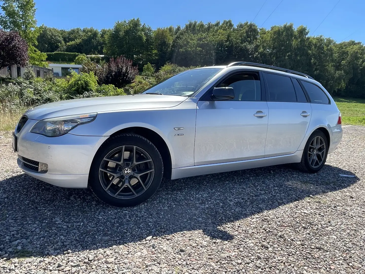 BMW 525 525xi Touring Silber - 1