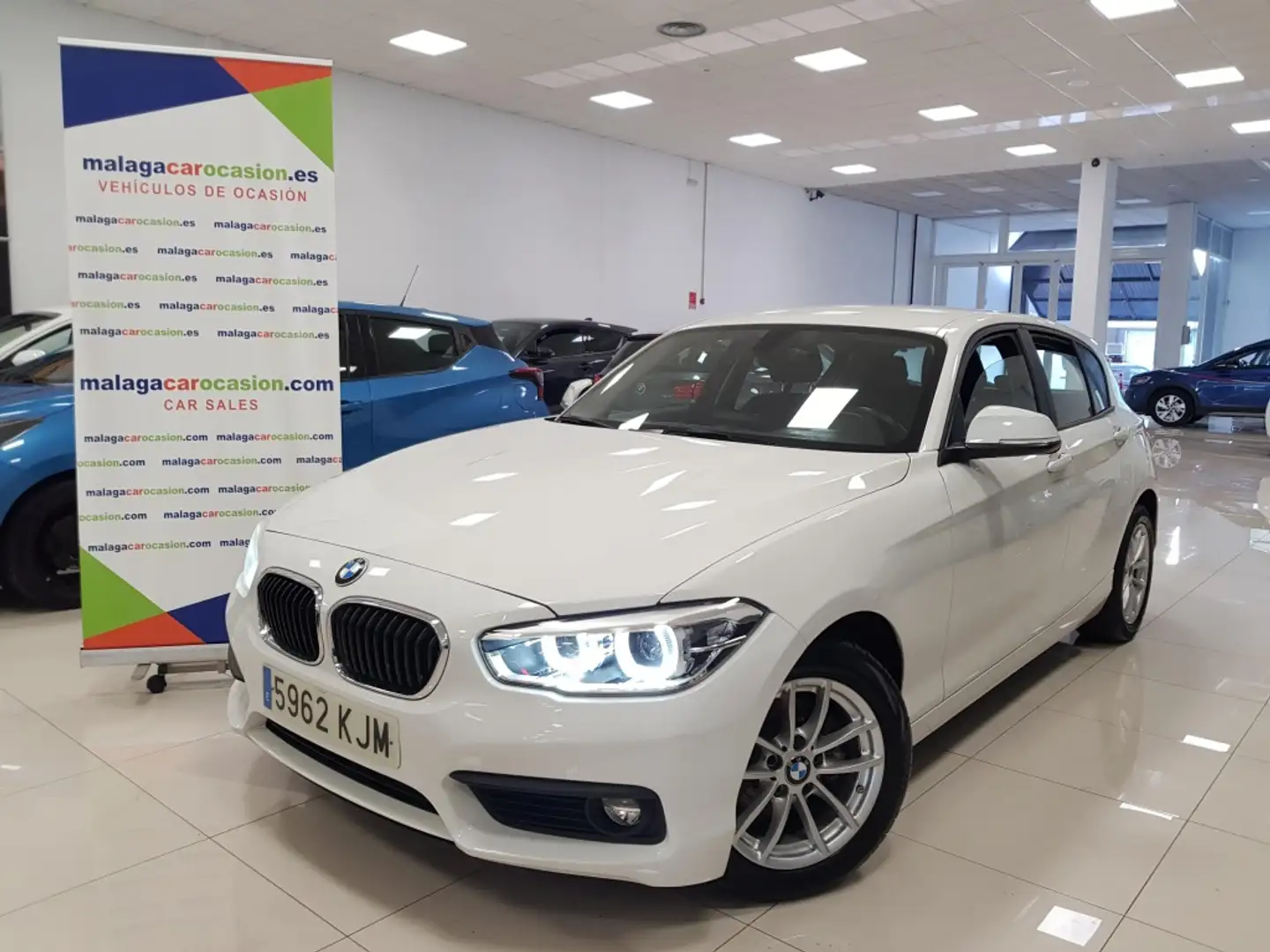 BMW 116 116d Blanc - 2
