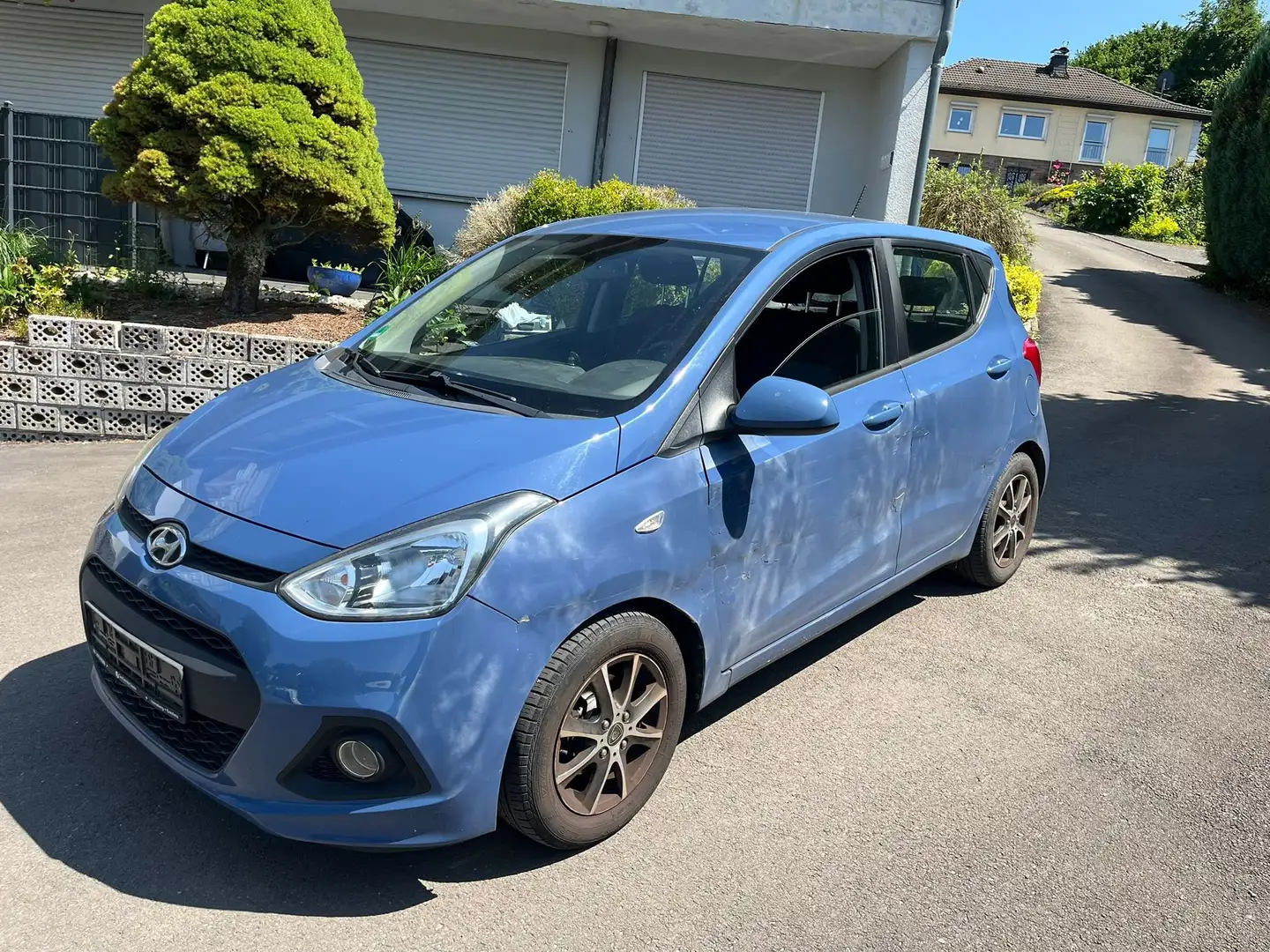 Hyundai i10 Trend *4/5 TÜRER* *75TKM* *BESCHÄDIGT* Bleu - 1