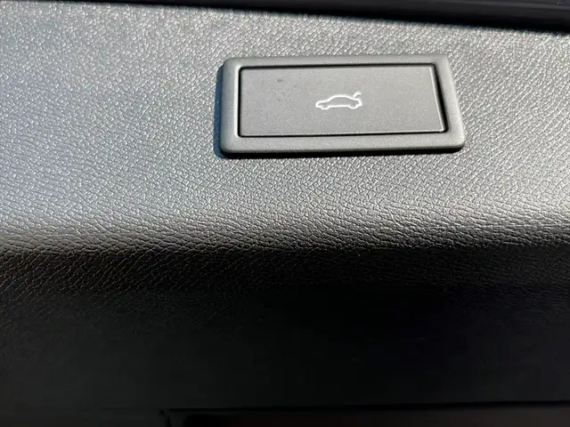 CUPRA Leon view 14
