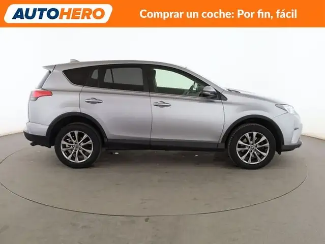 Toyota Rav4 view 7