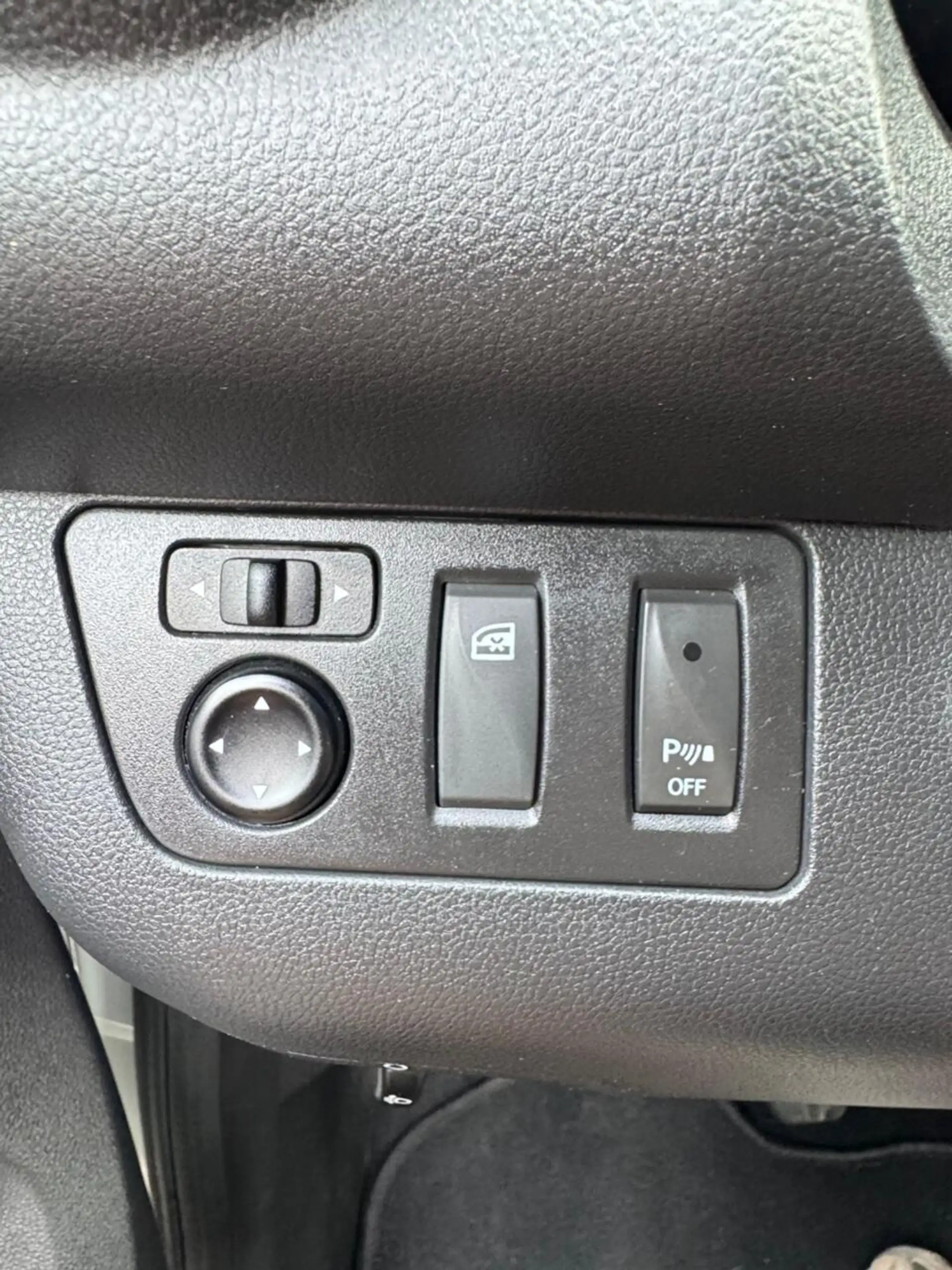 Dacia Spring Comfort Plus 27 kWh CCS/Navi/Camera/CarPlay/ — photo 15