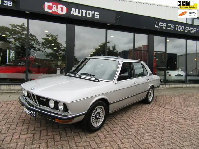 BMW 528 5-serie UNIEK 4 BAK ORIG NL 1976 LPG APK BEL VRIJ