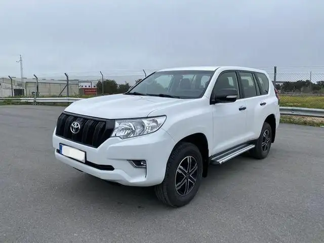 Toyota Land Cruiser D-4D GX