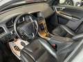 Volvo XC60 Kinetic 2WD Grau - thumbnail 2